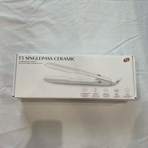 NWT T3 straightener